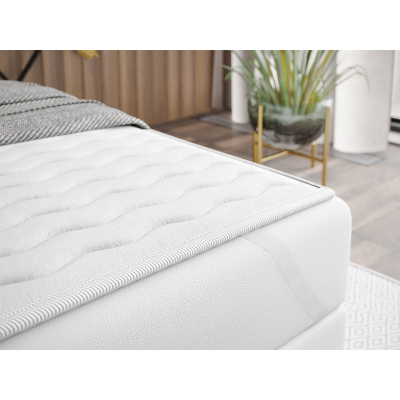 Hotelová manželská posteľ 140x200 SESKARO - čierna / biela ekokoža + topper ZDARMA